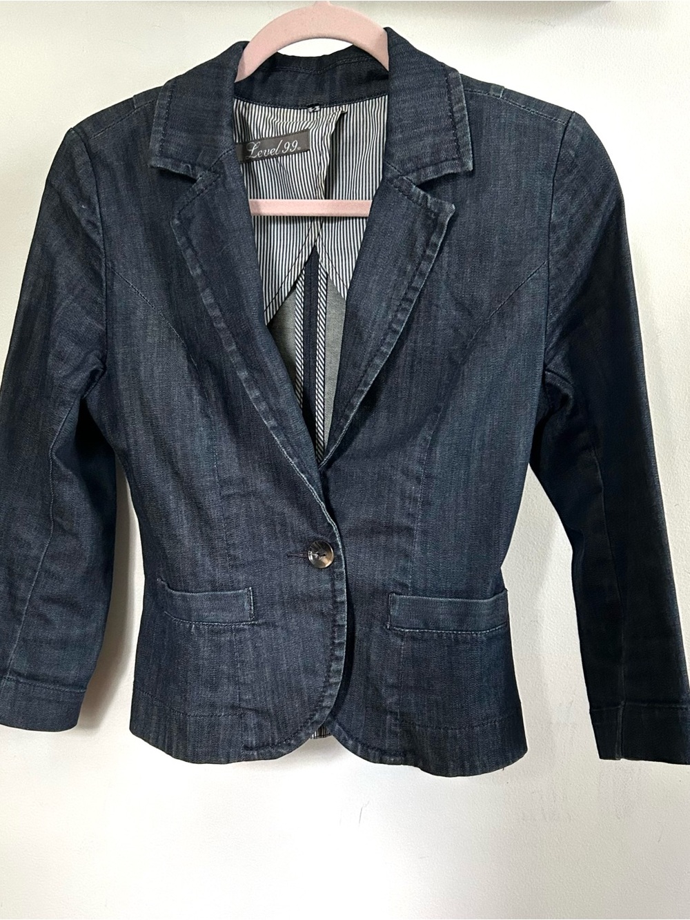Anthropologie Level 99 Women's Dark Denim 3/4 sleeve Blazer in Indigo